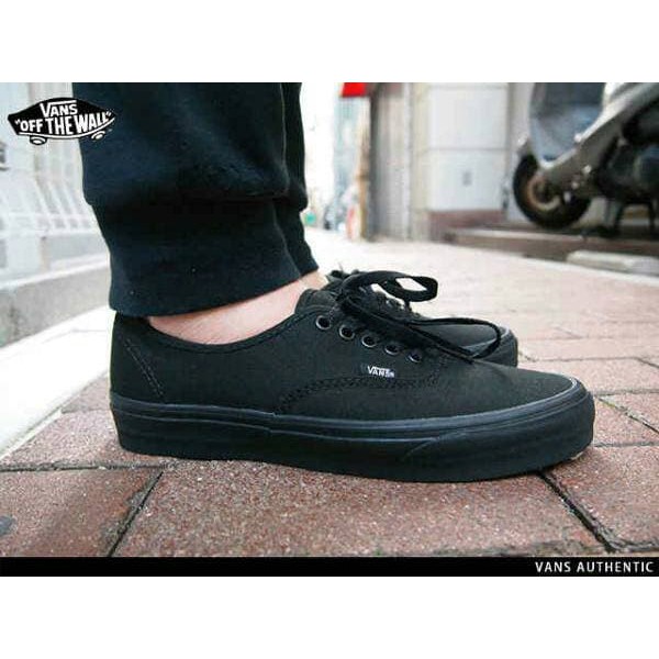 vans authentic black black