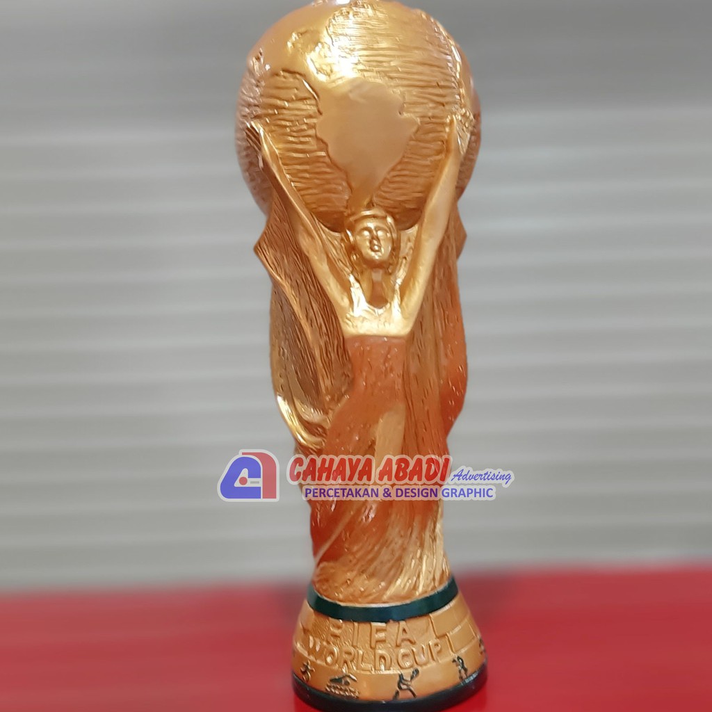 Piala atau Trophy Sepakbola Dunia Uk. 45cm  Shopee Indonesia