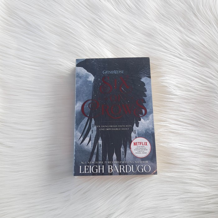 

HOT SALE!!! SIX OF CROWS NOVEL BY LEIGH BARDUGO TERMURAH