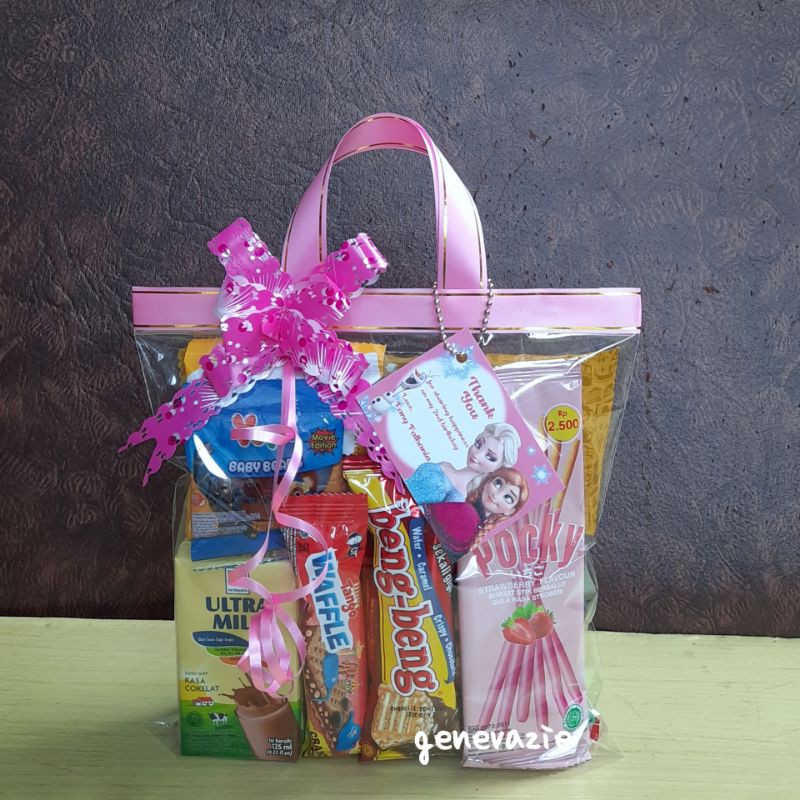 

Paket snack ulang tahun plus kartu ucapan custom/Goodie bag ultah kemasan tas tenteng