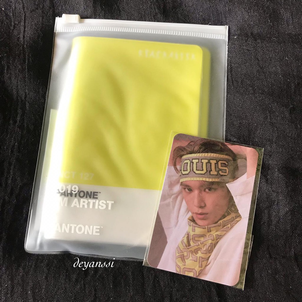 NCT NCT127 Taeyong Pantone Passport Wallet Set