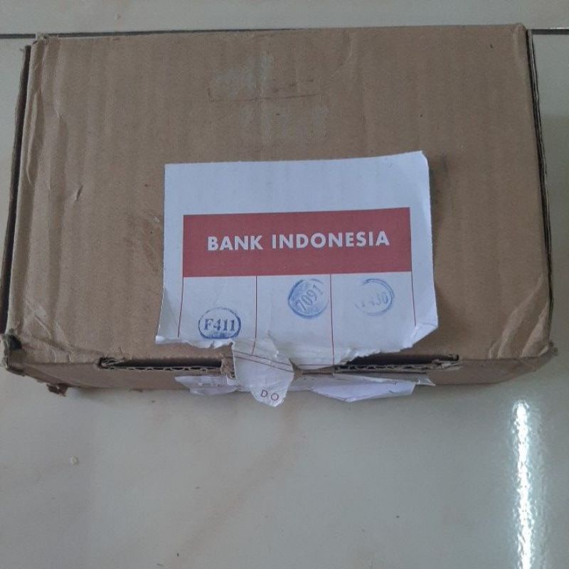 Uang Koin Indonesia 100 Rupiah 2016 Baru Harga untuk satu dus 40 roll 100 rupiah 2016