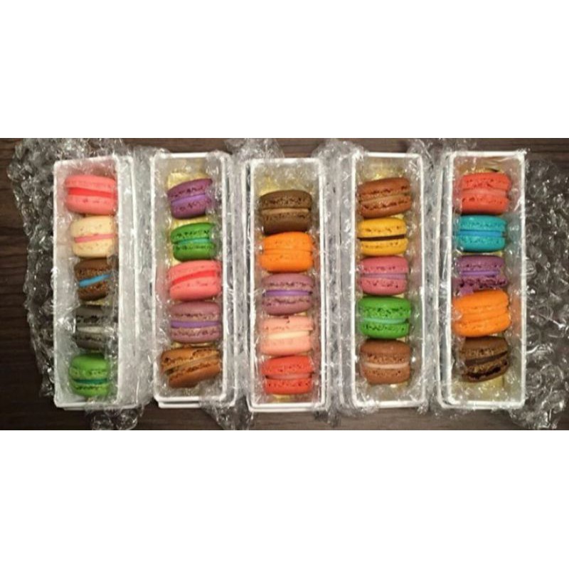 

Baby Macaron 1 box isi 5pcs