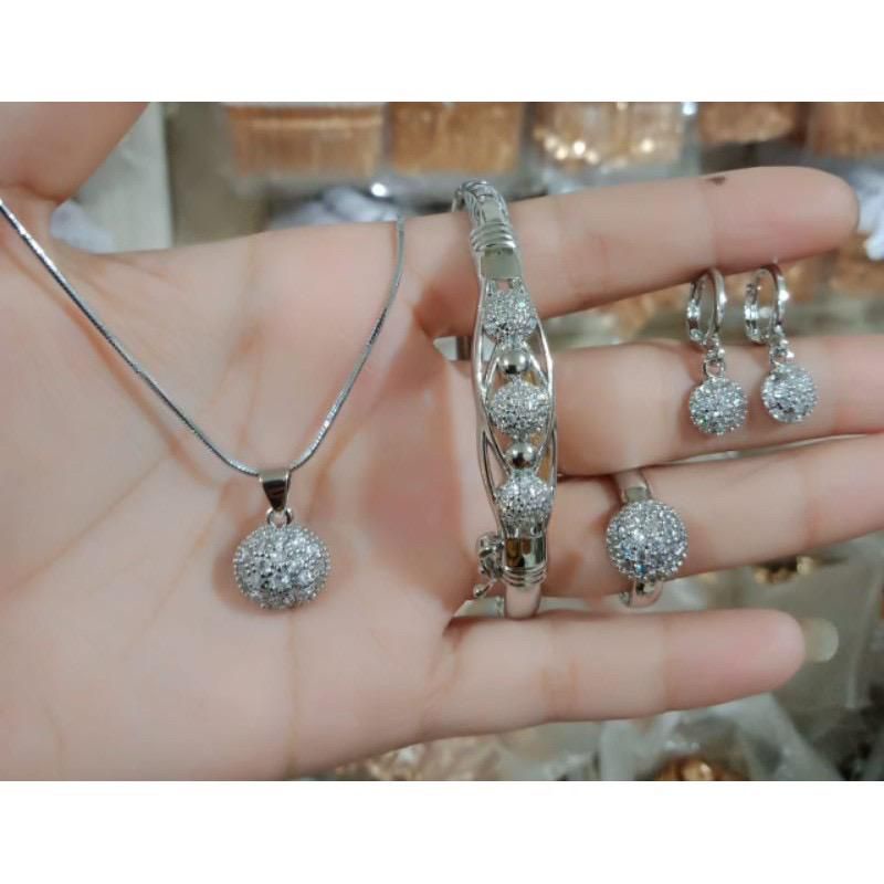 Set Perhiasan Wanita Xuping Bulat Silver