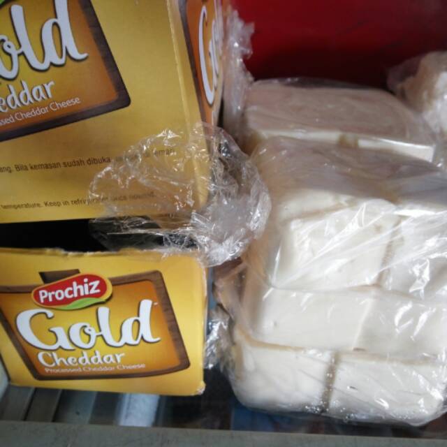 Keju Prochiz Gold Repack ( 500 gram ~ 1 kg )