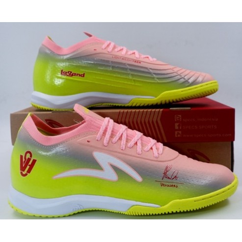 sepatu futsal SPECS ACCELERATOR LIGHTSPEED II IN V8 SE-PASTEL/PINK 400918