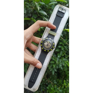 swatch scuba diving 200m