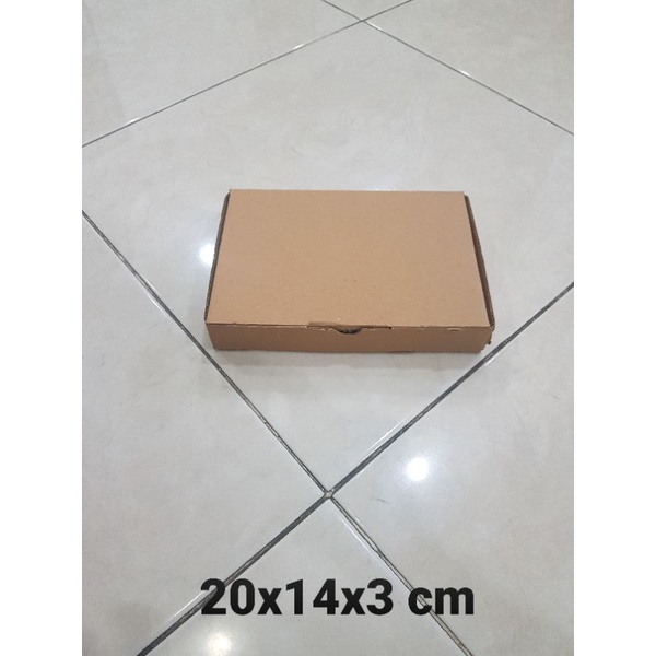 

Kardus Box uk. 20x14x3 cm Kotak Karton Die Cut