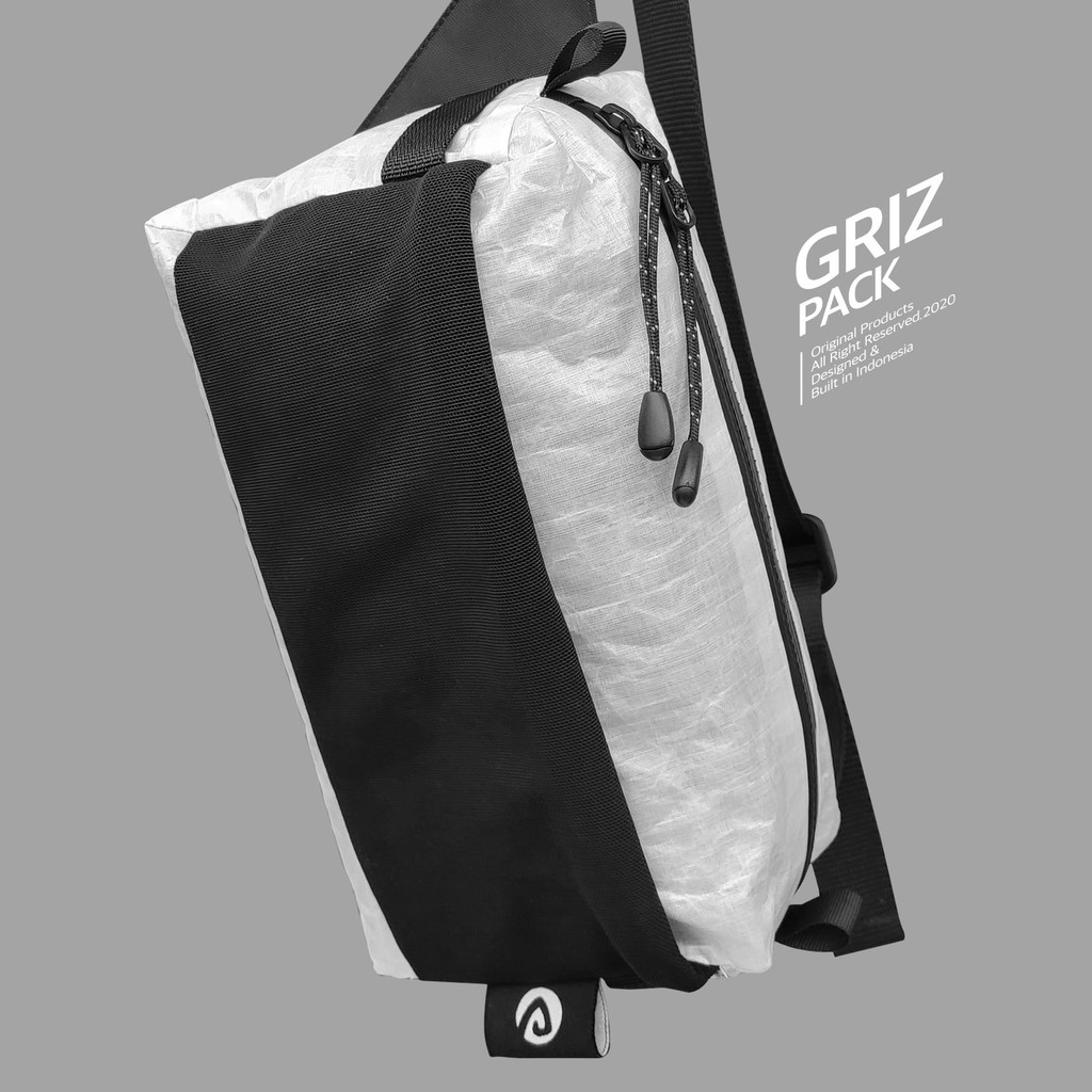 Pinnacle Dyneema Griz Pack - White