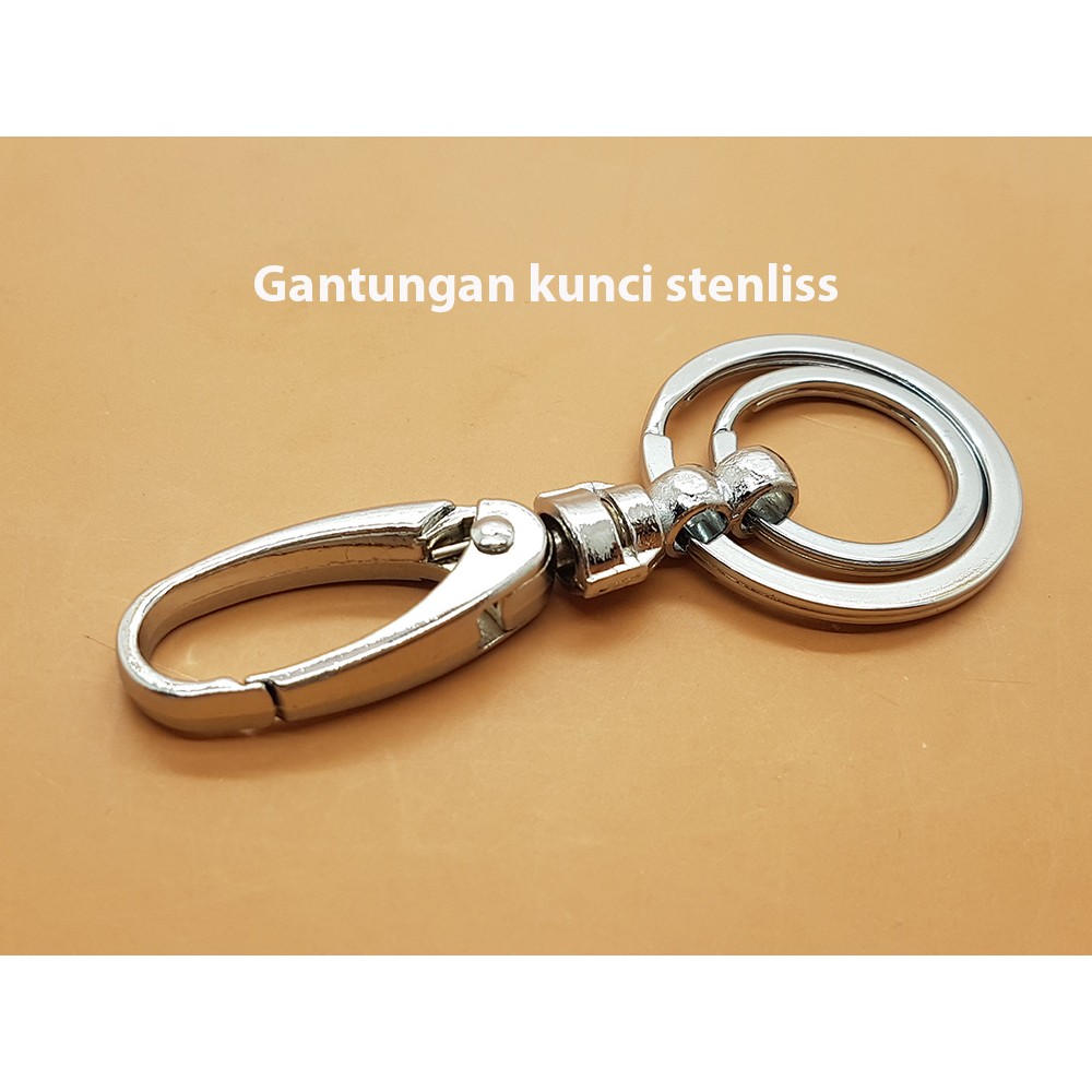 Gantungan kunci stenliss carabiner