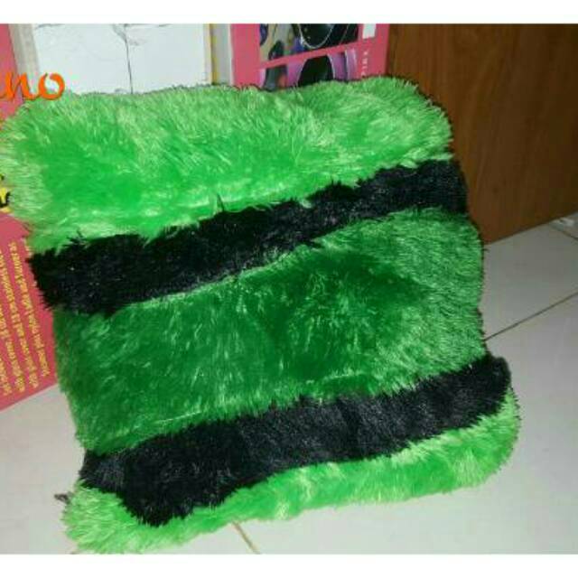 Tambahan bantal.karpet motif sapi