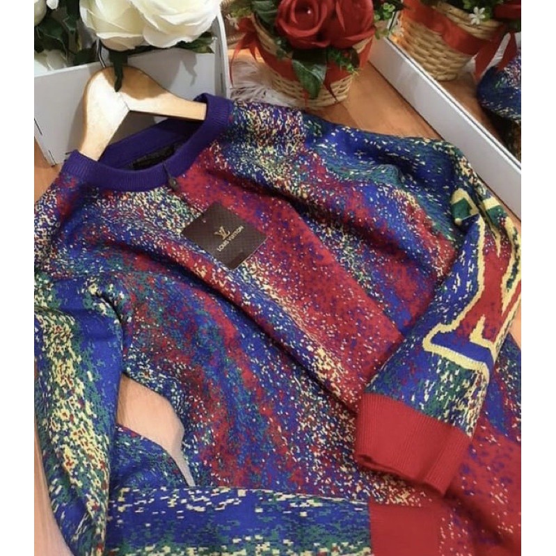 Sweater Lv premium