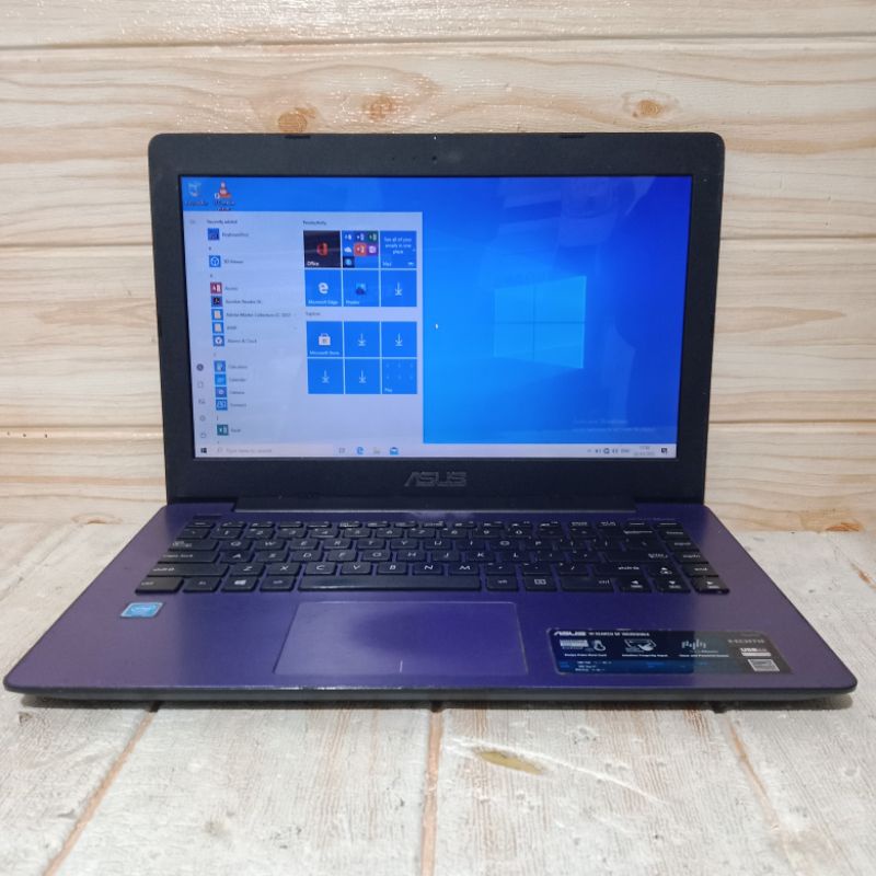 laptop Asus x453MA N2830 ram 2GB hdd 500 scond