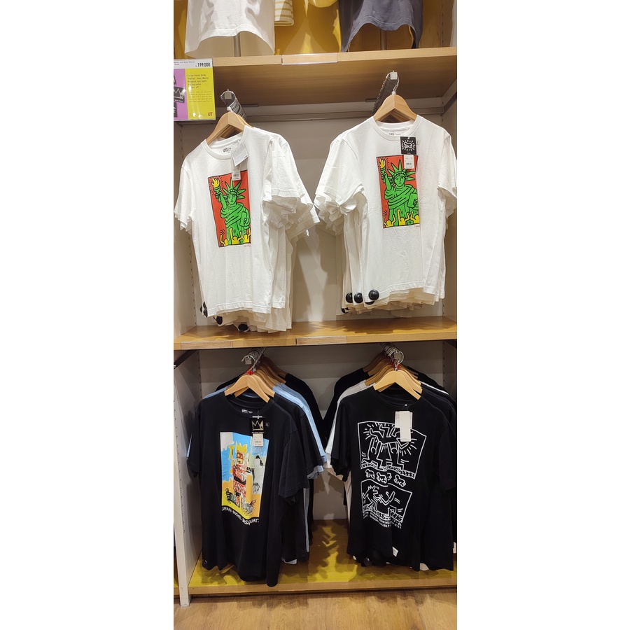 UNIQLO - UT Keith Haring Lengan Pendek