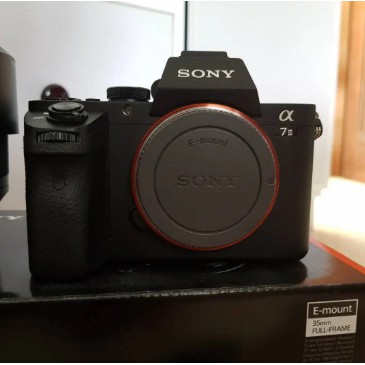 Kamera SONY a7ii lensa kit 28-70mm + lensa fix 50mm Surabaya