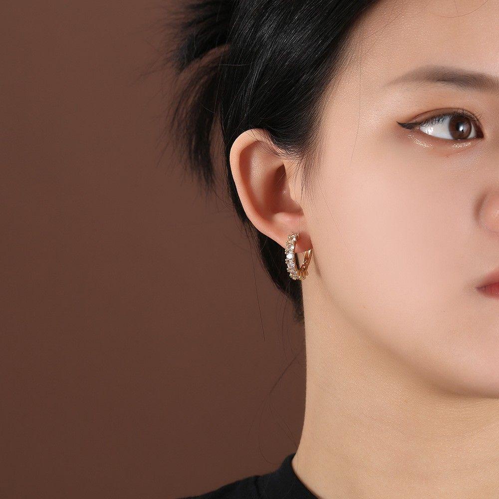 Mxbeauty Wanita Gesper Telinga High-end Vintage Berongga Bintang Busur Tindik Telinga Stud
