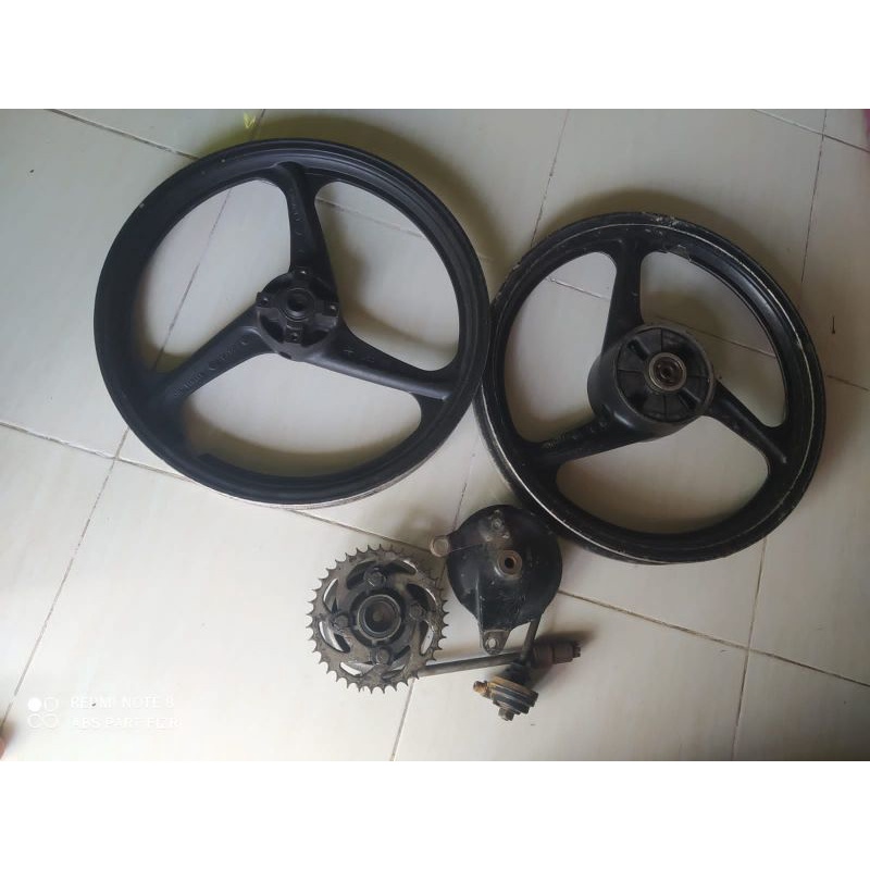 VELG PALANG TIGA MERK ENKEI ORIGINAL YAMAHA F1ZR