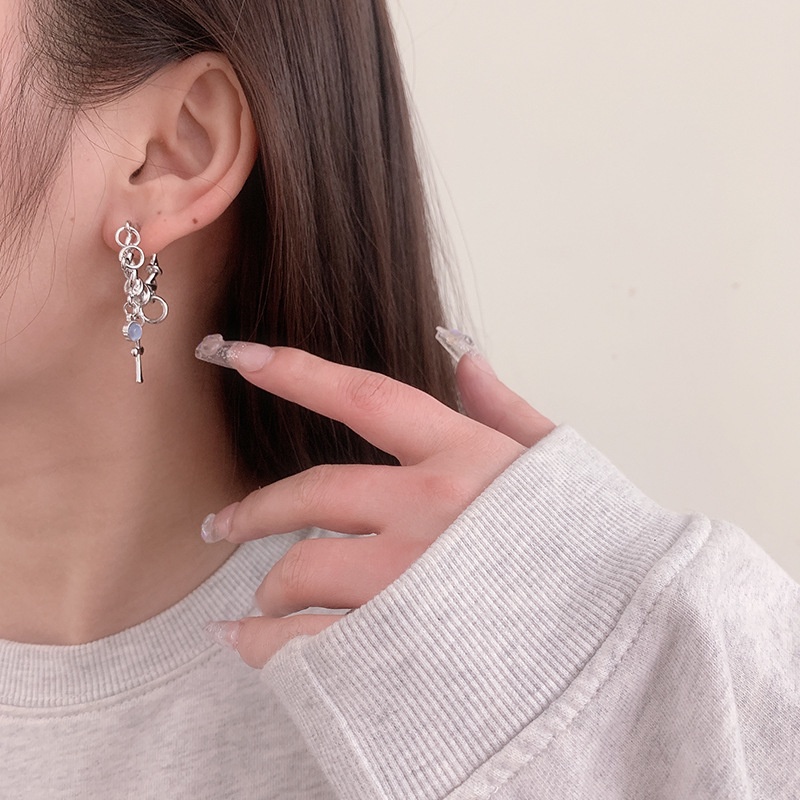 Anting Tusuk Gantung Bahan Metal Desain Salib Gaya Mewahjalanan Untuk Wanita