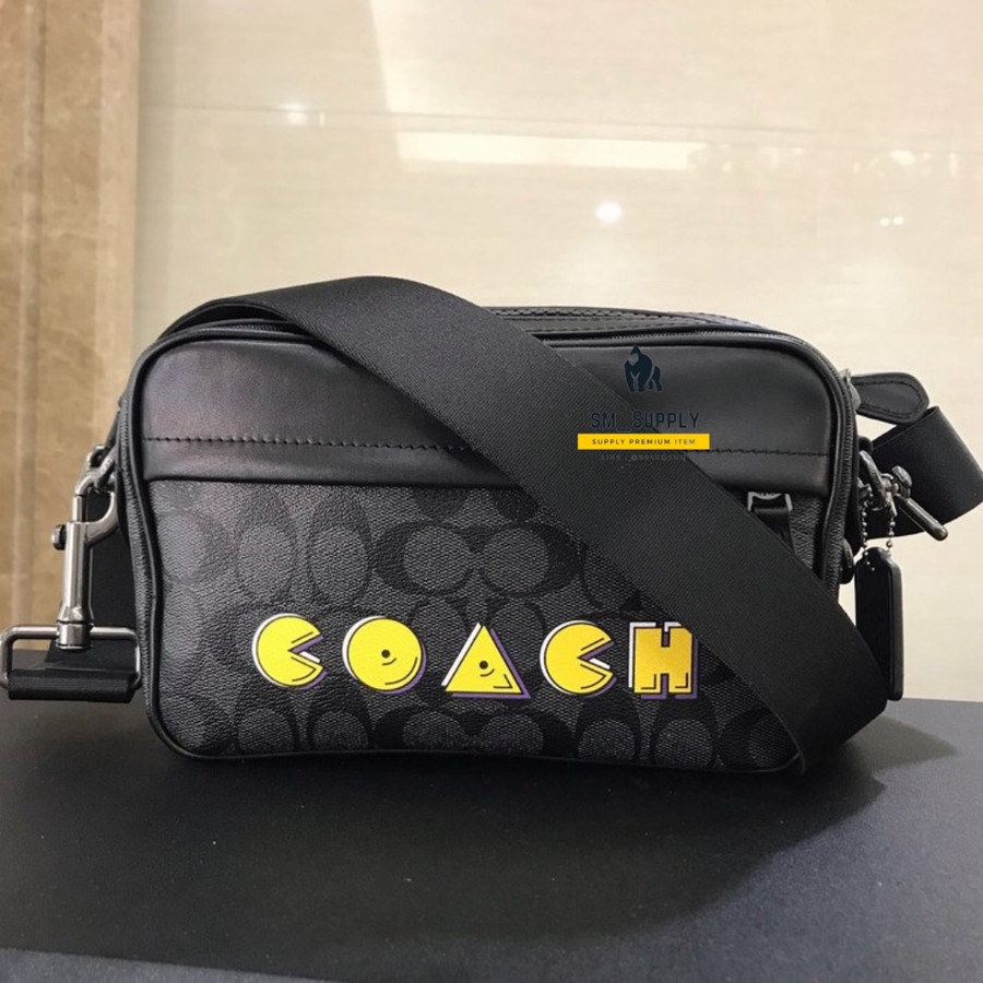 TAS SELEMPANG PRIA COACH PACMAN PRINT GRAHAM CROSS BAG 72923