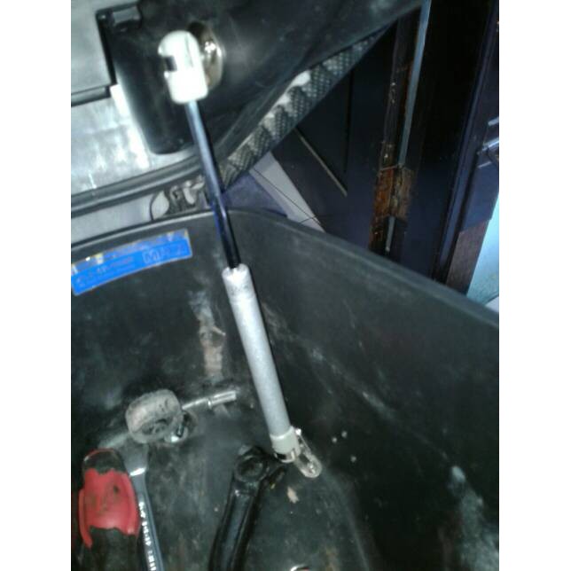 Hidrolik Jok Motor Gas Spring Pintu Lemari Hidrolik Serbaguna Pegas Hidrolik Murah Spring