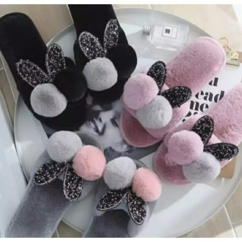 Sandal bulu wanita pom pom/Sendal rumah