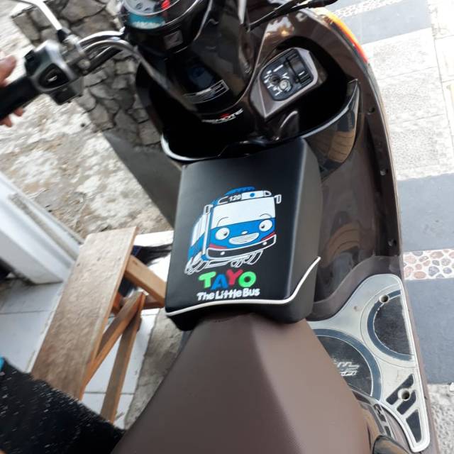Jok boncengan anak motor scoopy