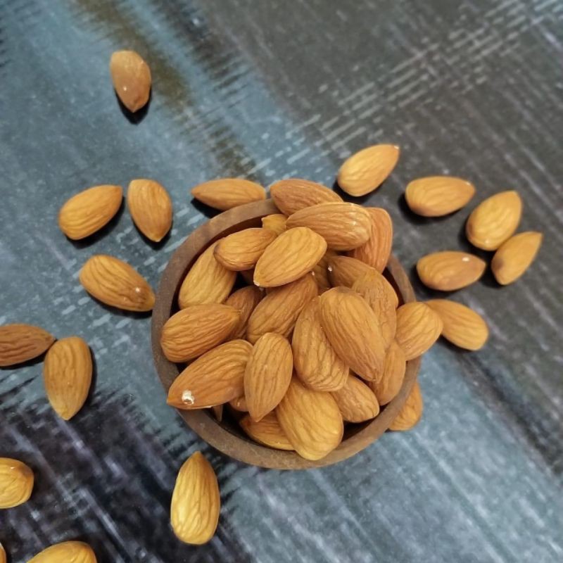 

RAW ALMOND