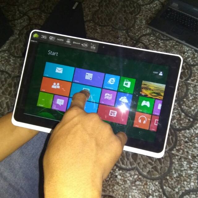 Acer econia W511 tablet windows 8