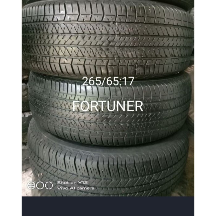 BAN MOBIL SECOUND ( 1 BAN ) 265/65 R17 BAN TUBELES BERKUALITAS..