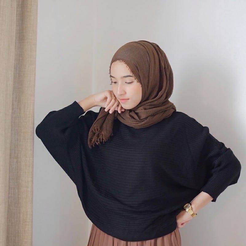 BLOUSE BATWING BAJU RAJUT | SWEATER RAJUT MODEL KELELAWAR | OUTER RAJUT Pakaian Wanita Atasan Wanita Fashion Muslimah-7