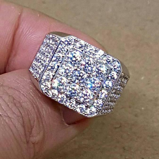 

Ready# Celebrity Jewels 10K Big Stamp Ring