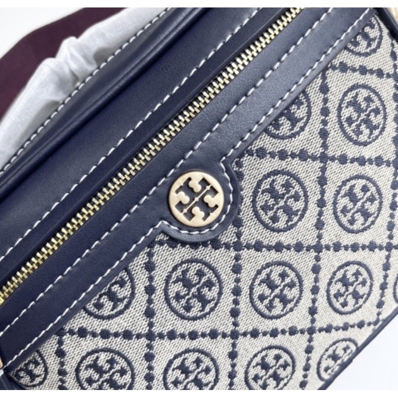 TORY BURCH T MONOGRAM JACQUARD CAMERA BAG (79356)