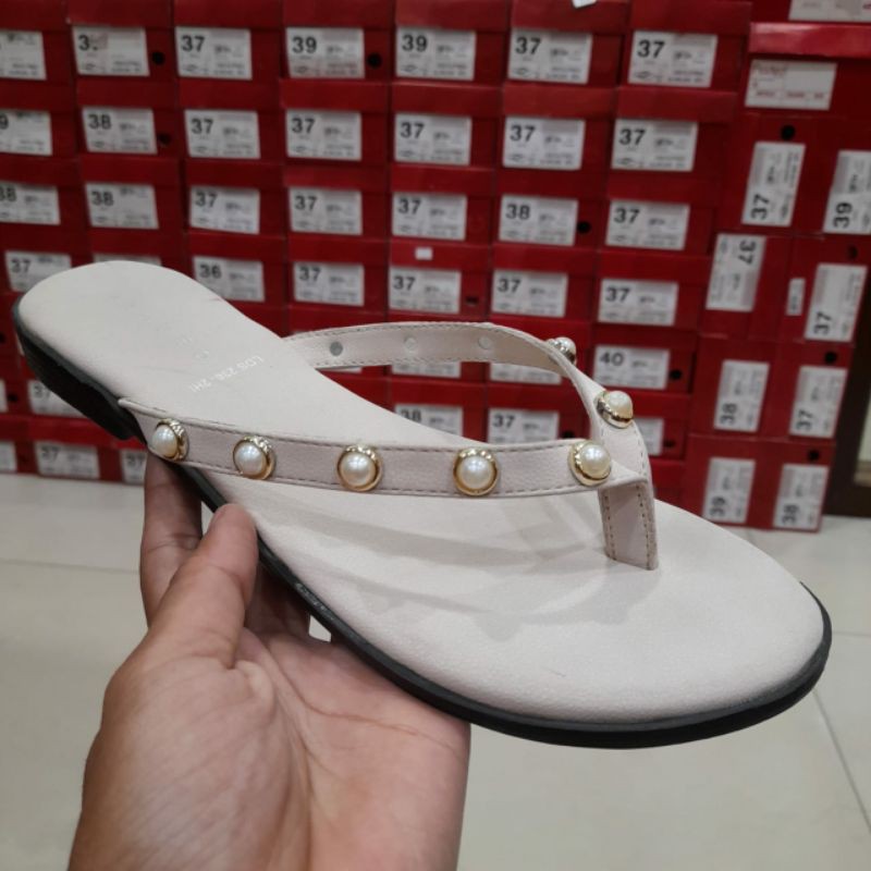 Sandal Jepit wanita fladeo