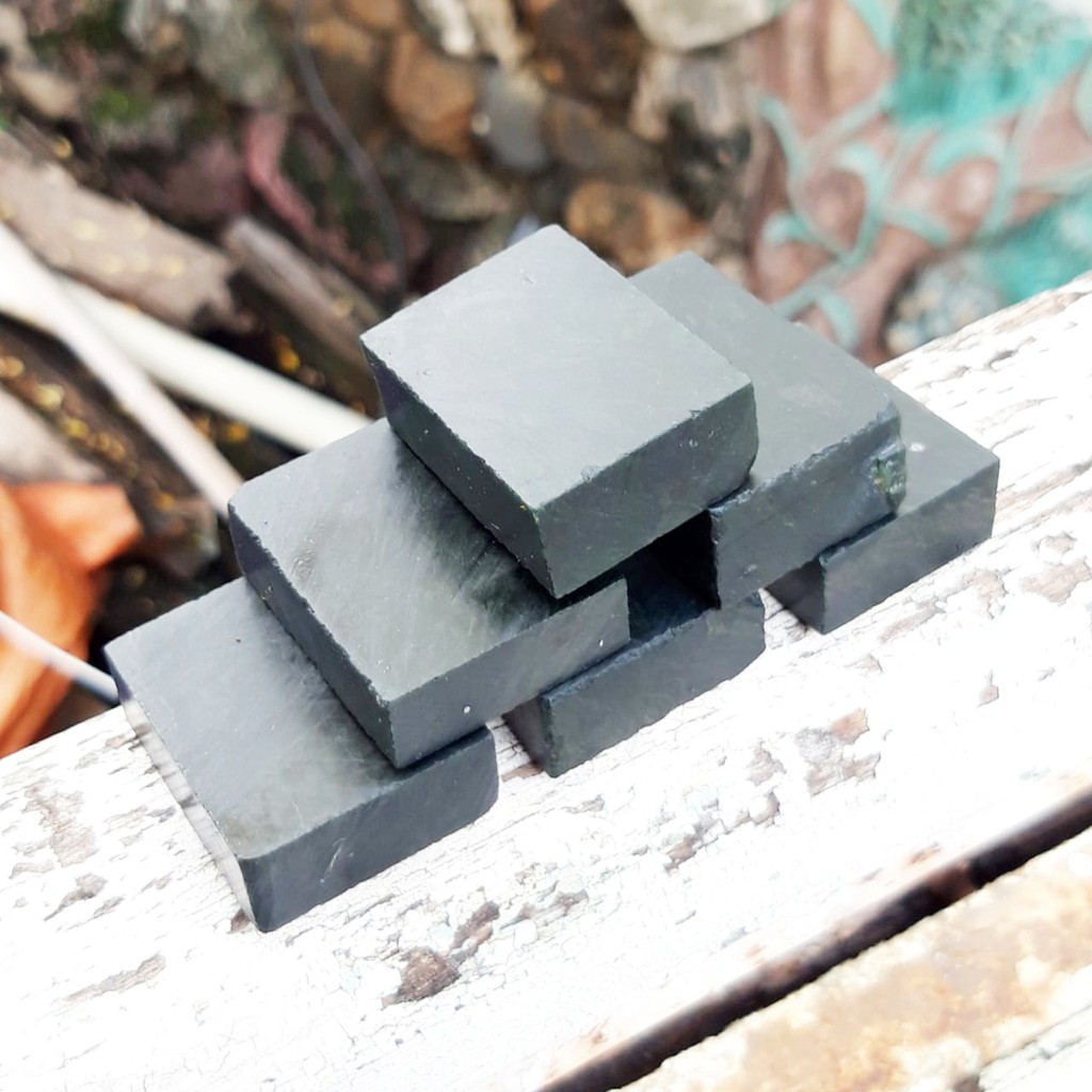 Bahan Batu Black Jade Natural Giok Hitam Asli Aceh