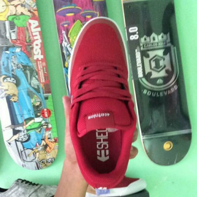 Sepatu Etnies marana michellin