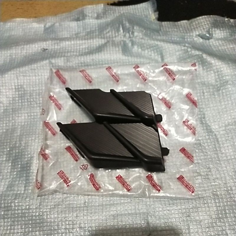 tutup towing depan xenia 2022