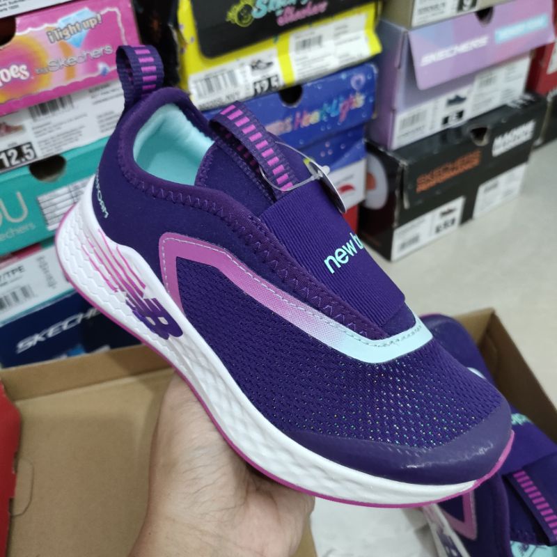New Balance Kids SALE Slip On YTFSTRP2 Size 31