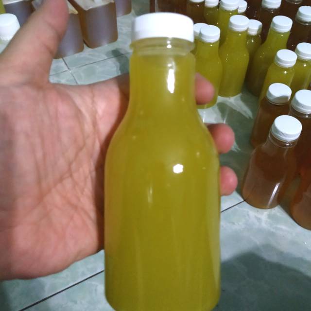 

Madu Kaliandra Asli 100%. Berat bersih 250ml / 340gram