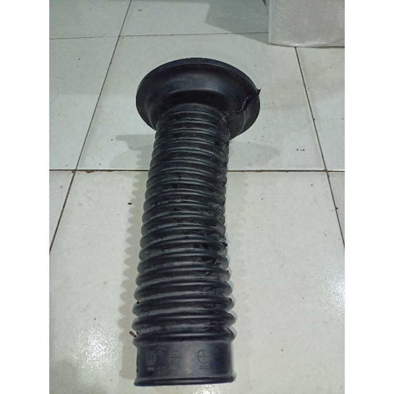 karet boot as sokbreker depan avanza Xenia 2012-2020