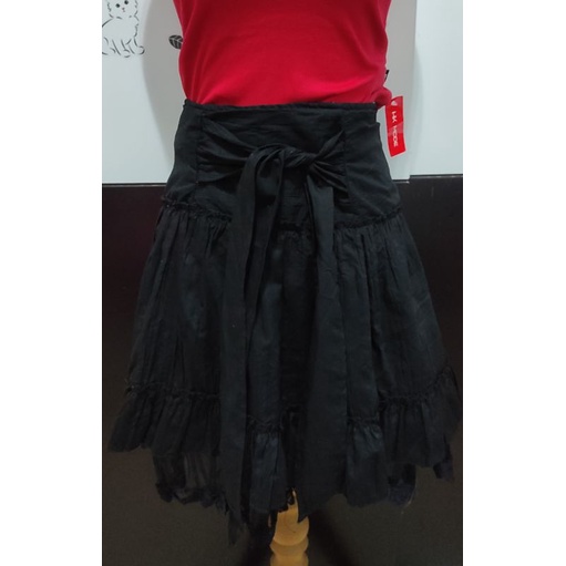 rok wanita lace hitam
