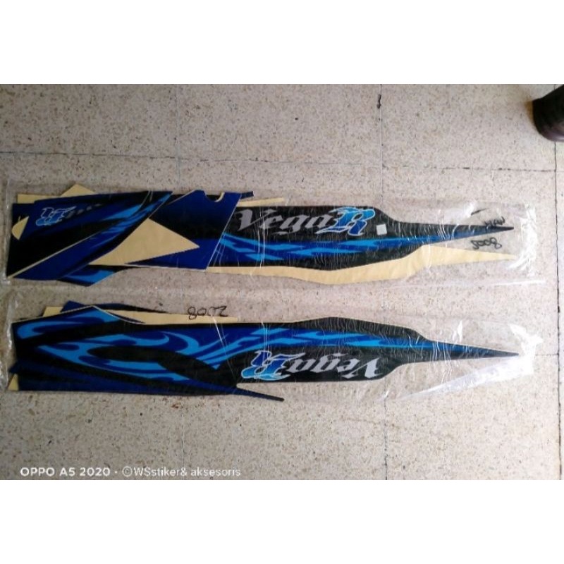 striping Vega r new tahun 2008