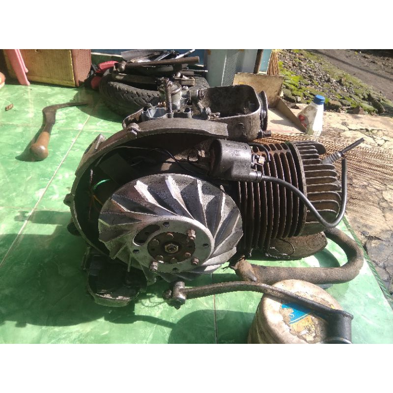 mesin vespa p150xe