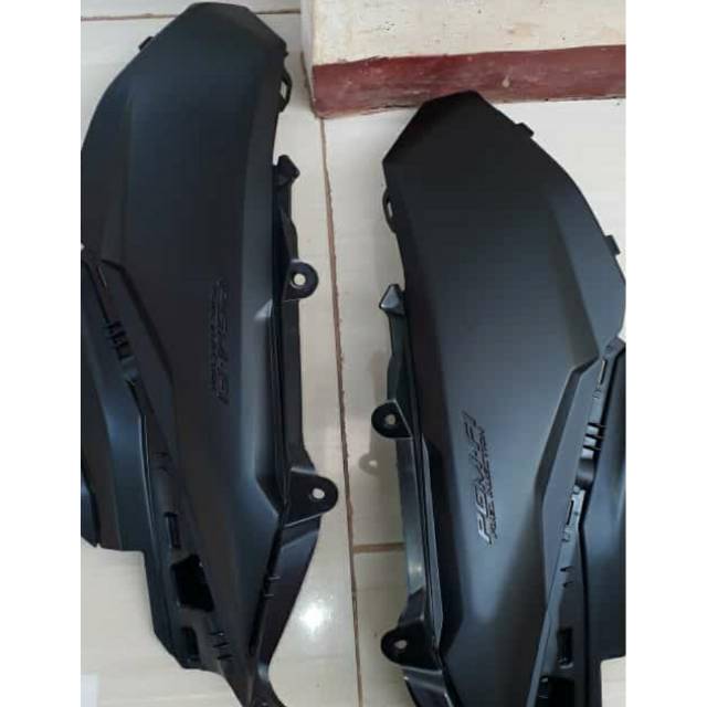 Sambungan body depan vario 125 new 2018