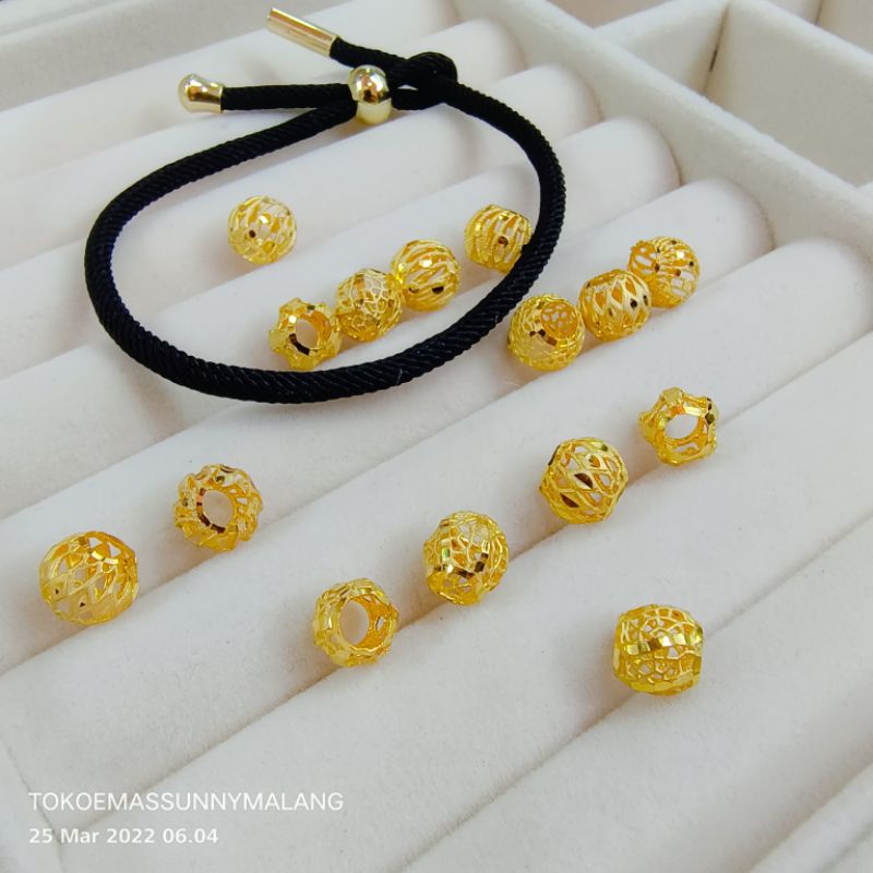 Gelang tali bola kerawang gold 375%