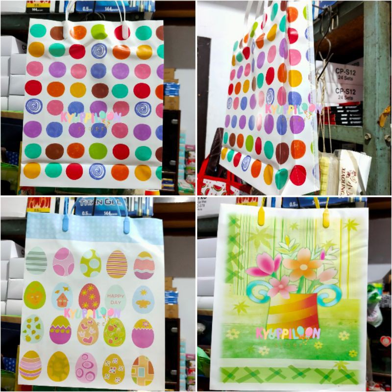 

Tas Kantong Motif Bahan Plastik