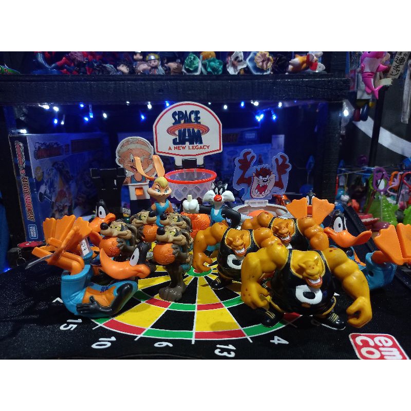 Figure Space Jam (4.1)