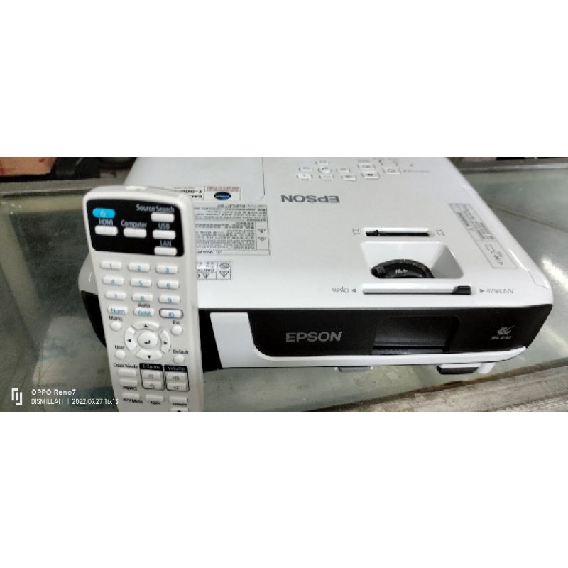 proyektor Epson EB-X51