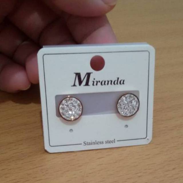 Anting Titanium Mata putih
