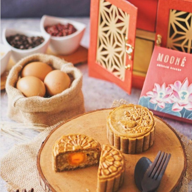 

Moone Bakery Premium Box
