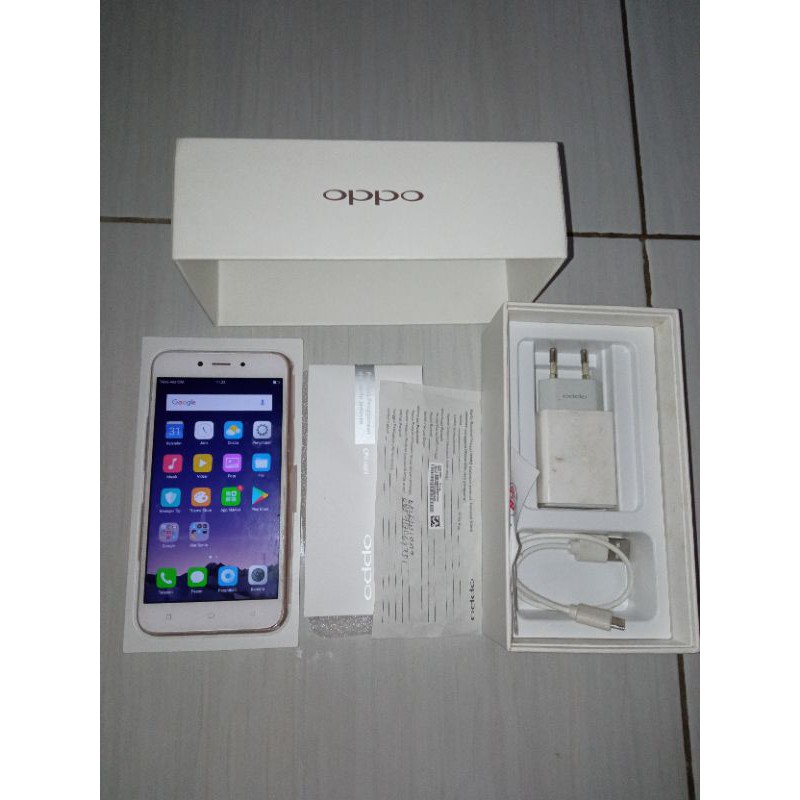 Oppo A71, Second